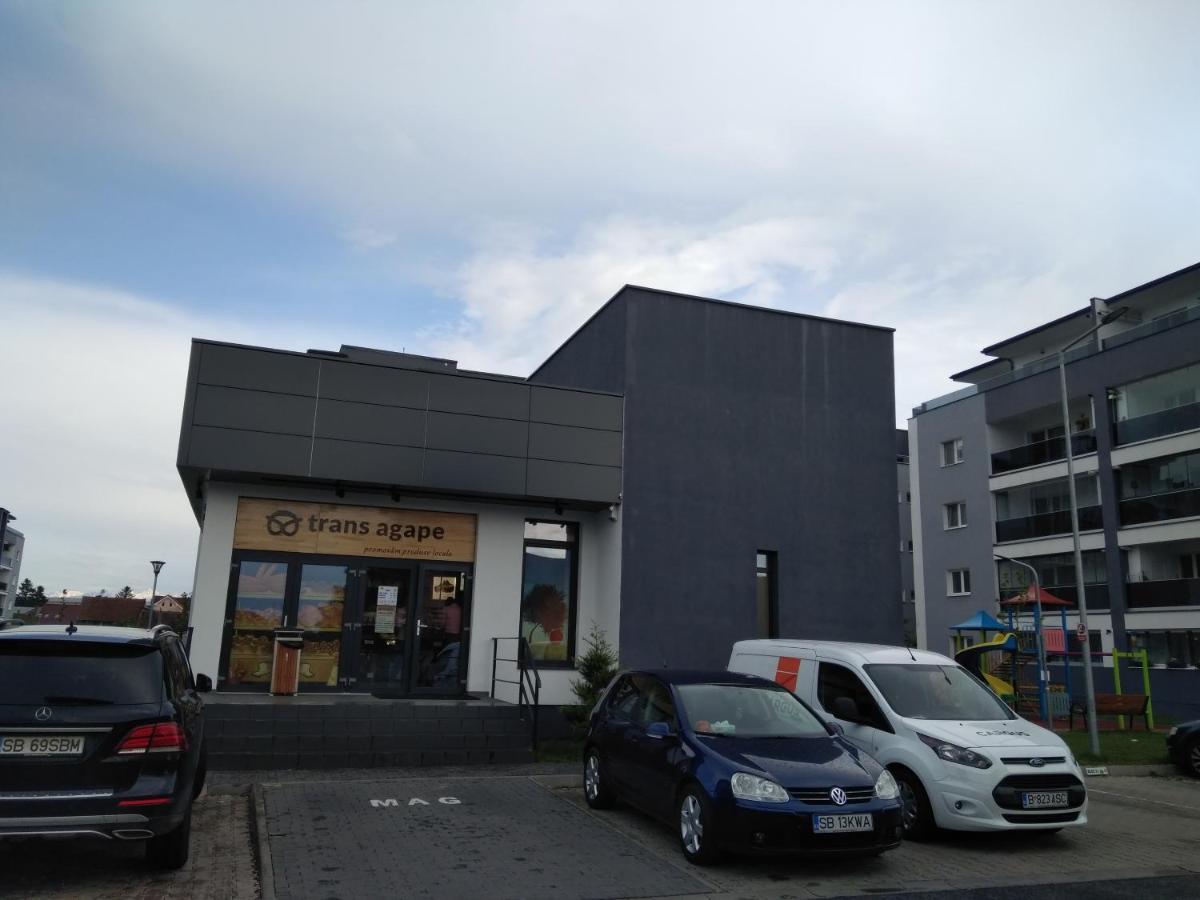 Azzurro Apartment Sibiu Exteriör bild