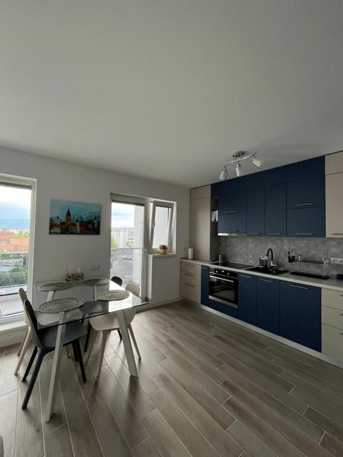 Azzurro Apartment Sibiu Exteriör bild