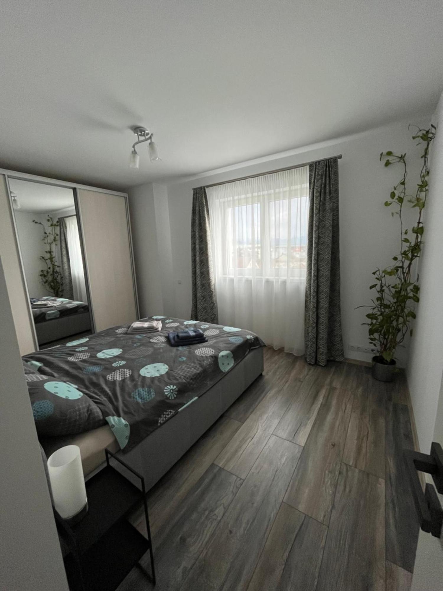 Azzurro Apartment Sibiu Exteriör bild