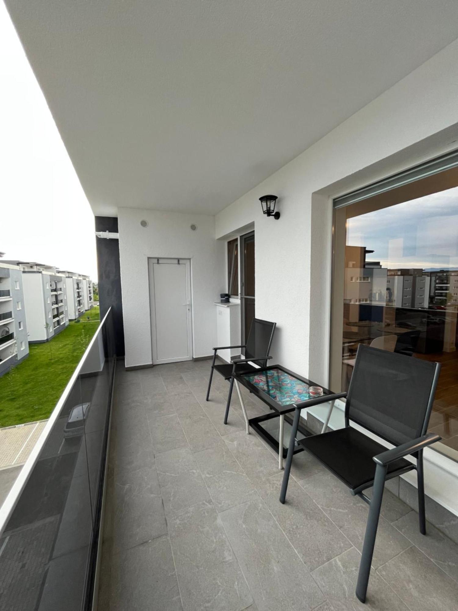 Azzurro Apartment Sibiu Exteriör bild